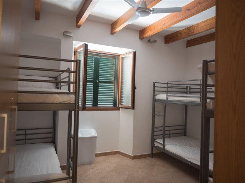 Embat - Hostel Thị trấn Montuiri Ngoại thất bức ảnh